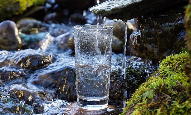Générateur d'eau atmosphérique : vous emmène dans le futur vert de la « production d'eau à partir de l'air »