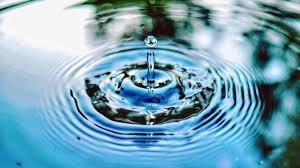 Consommation énergétique des générateurs d'eau à air et leurs avantages environnementaux par rapport aux sources d'eau traditionnelles